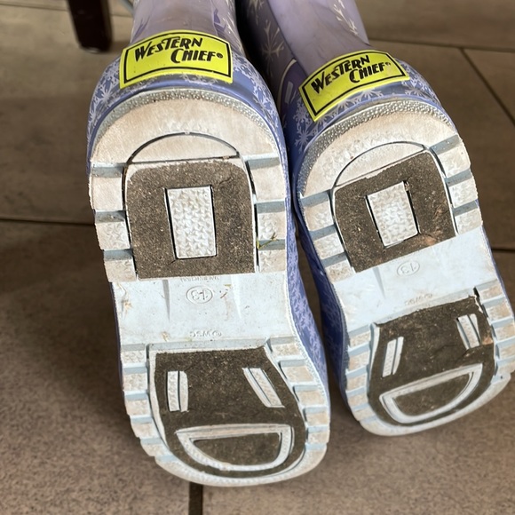 Western Chief Girls Rain Boots Frozen Elsa Anna size 13 US - Picture 4 of 5